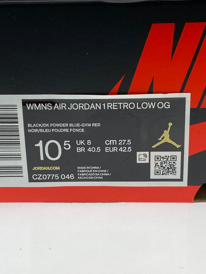 【未使用品】【メンズ】 NIKE ナイキ WMNS AIR JORDAN 1 LOW OG UNC TO CHI CZ0775-046 ウィメンズ エアジョーダン 1 レトロ ロー オリジナル スニーカー 靴 160-251129-kk-04-min カラー：BLACK/DK POWDER BLUE-GYM RED 万代Net店