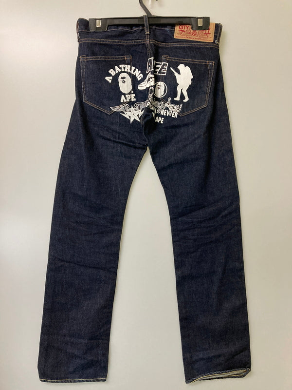【中古品】【メンズ】 A BATHING APE アベイシングエイプ APEE BACK LOGOS DENIM PANTS バックロゴ デニムパンツ ボトムス 153-251204-jt-33-min サイズ：SHORT カラー：インディゴ 万代Net店