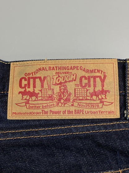 【中古品】【メンズ】 A BATHING APE アベイシングエイプ APEE BACK LOGOS DENIM PANTS バックロゴ デニムパンツ ボトムス 153-251204-jt-33-min サイズ：SHORT カラー：インディゴ 万代Net店