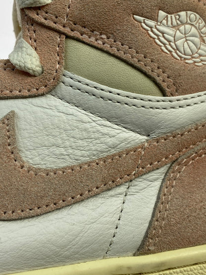【中古品】【レディース】 NIKE ナイキ WMNS AIR JORDAN 1 RETRO HIGH OG FD2596-600 ウィメンズ エア ジョーダン 1 レトロ ハイ オリジナル スニーカー 靴 166-251203-kk-01-min カラー：ATMOSPHERE/WHITE-MUSLIN-SAIL 万代Net店