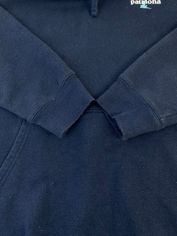 【現状渡し品】【メンズ】 patagonia パタゴニア LOGO HOODIE ロゴ フーディー メンズ パーカー トップス 144-251205-em-29-min サイズ：XL カラー：ネイビー 万代Net店