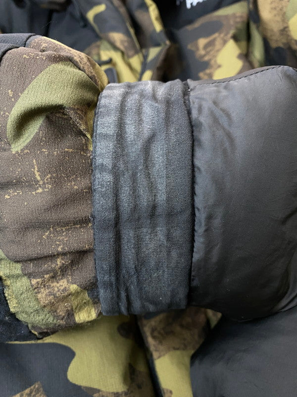 【中古品】【メンズ】 THE NORTH FACE ザ・ノースフェイス NOVELTY BALTRO LIGHT JACKET TNF CAMO ND92341 ベルティー バルトロ ライト ジャケット メンズ アウター 144-251205-em-47-min サイズ：XL カラー：グリーン系（カモ） 万代Net店