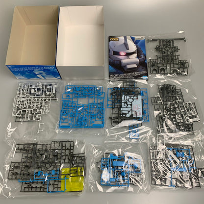 【現状渡し品】 RG MS-06R-1A ユーマ・ライトニング専用ザクII ガンプラ プラモデル 058-260716-ta-02-min 万代Net店