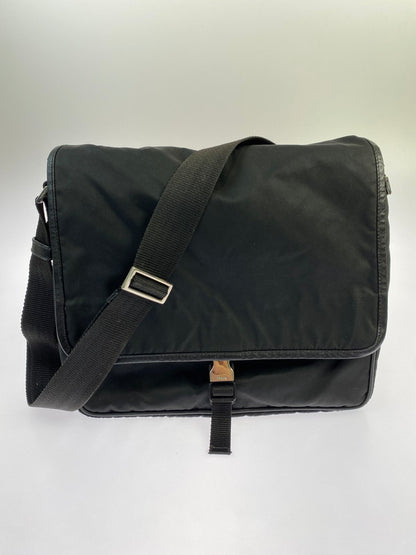 【中古品】【メンズ/レディース】 PRADA プラダ MESSENGERBAG メッセンジャーバッグ ショルダーバッグ カバン 180-251212-yn-02-min カラー：ブラック 万代Net店