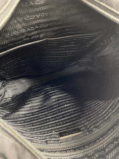 【現状渡し品】【メンズ/レディース】 PRADA プラダ SHOULDERBAG ショルダーバッグ カバン 180-251212-yn-01-min カラー：ブラック 万代Net店