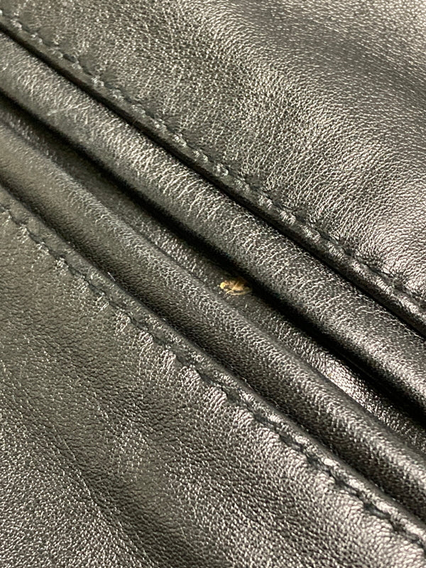 【中古品】【メンズ】 AVIREX アヴィレックス ALL LEATHER VARSITY JACKET 6181032 オールレザー バーシティージャケット アウター スタジャン 145-251210-kk-03-min サイズ：S カラー：ブラック 万代Net店