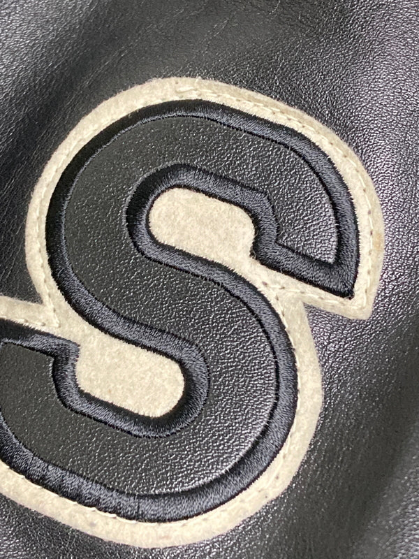 【中古品】【メンズ】 AVIREX アヴィレックス ALL LEATHER VARSITY JACKET 6181032 オールレザー バーシティージャケット アウター スタジャン 145-251210-kk-03-min サイズ：S カラー：ブラック 万代Net店