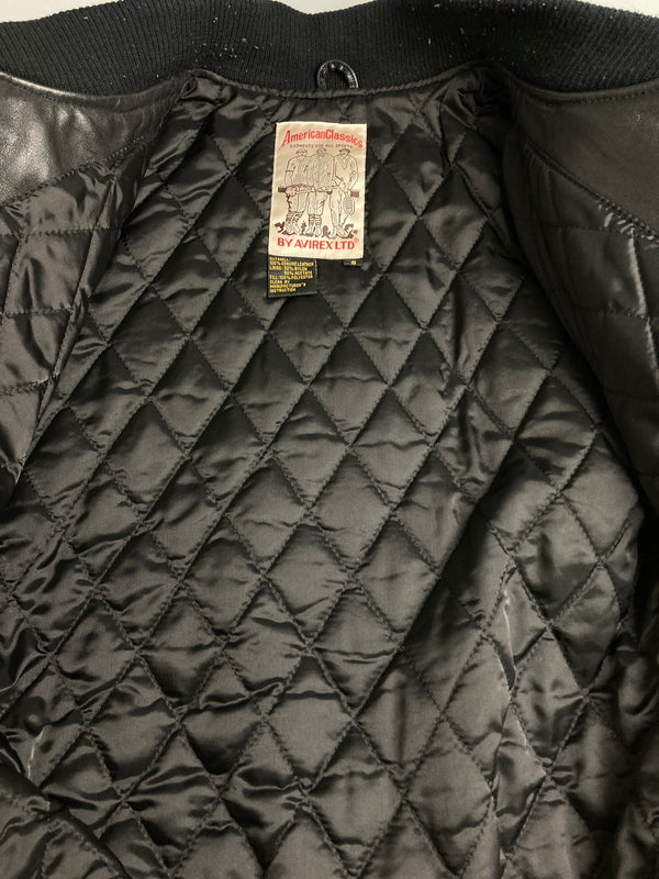 【中古品】【メンズ】 AVIREX アヴィレックス ALL LEATHER VARSITY JACKET 6181032 オールレザー バーシティージャケット アウター スタジャン 145-251210-kk-03-min サイズ：S カラー：ブラック 万代Net店