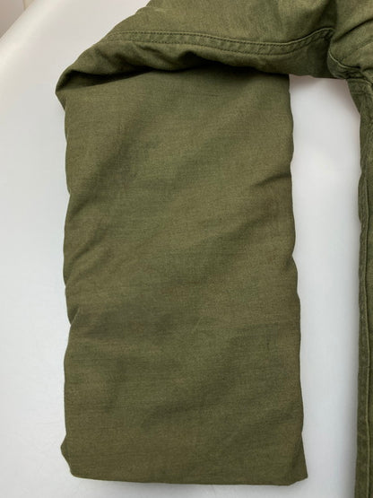 【中古品】【メンズ】 U.S.NAVY 80’s A-2 DECK JACKET DLA100-86-C-0880 アメリカ海軍 80年代 デッキジャケット アウター 146-251213-yn-20-min サイズ：SMALL（34-36） カラー：オリーブグリーン 万代Net店