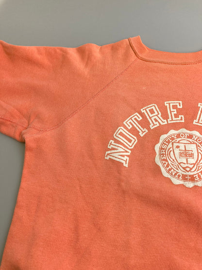 【現状渡し品】【メンズ】 VINTAGE ヴィンテージ 60'S NOTRE DAME SWEATSHIRT 60年代 プリント スウェット シャツ メンズ トップス トレーナー 長袖 146-251214-em-50-min カラー：サーモンピンク 万代Net店