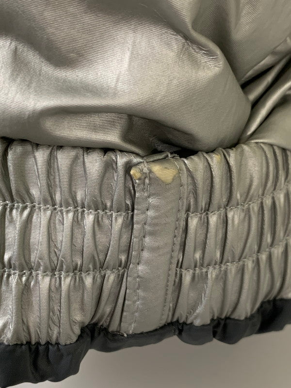 【現状渡し品】【メンズ】 NIKE ナイキ FILL DOWN AOP HOODIE JACKET BV4710-096 19AW フィル ダウン フーディー ジャケット スポーツウエア メンズ アウター 148-251216-em-55-min サイズ：S カラー：シルバー 万代Net店