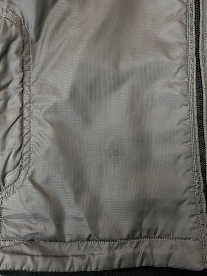 【中古品】【メンズ】 NIKE ナイキ × F.C.R.B. エフ・シー・レアル・ブリストル REVERSIBLE JACKET リバーシブル ジャケット メンズ アウター スポーツウエア 142-251216-em-22-min サイズ：S カラー：グレー/ブラック 万代Net店