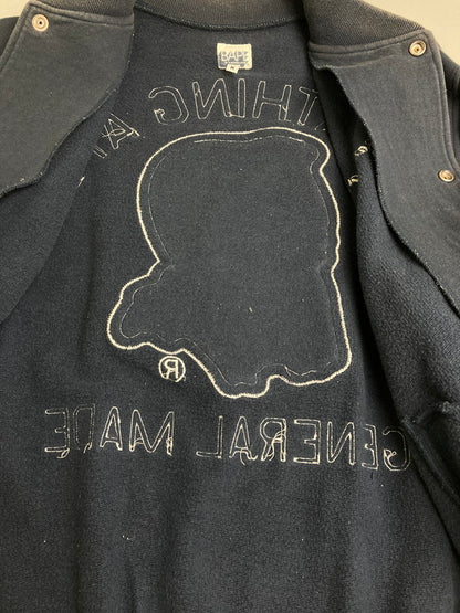 【現状渡し品】【メンズ】 A BATHING APE アベイシングエイプ GENERAL MADE COTTON STADIUM JACKET コットン スタジアム ジャケット スタジャン アウター 142-251219-yn-02-min サイズ：M カラー：ネイビー 万代Net店