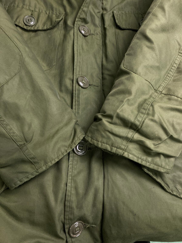 【中古品】【メンズ】 CANADIAN ARMY ECW COMBAT PARKA カナダ軍 コンバットパーカー アウター 146-251219-yn-13-min サイズ：サイズ表記なし 下記参照 カラー：オリーブグリーン 万代Net店