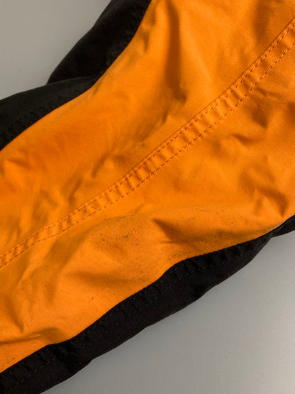 【現状渡し品】【メンズ】 THE NORTH FACE ザ・ノースフェイス MOUNTAIN LIGHT JACKET NP11834 マウンテンライトジャケット アウター 144-251219-yn-11-min サイズ：L カラー：イエローオレンジ 万代Net店