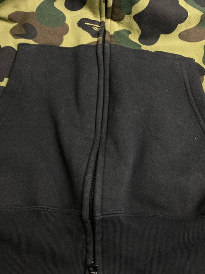 【中古品】【メンズ】 A BATHING APE アベイシングエイプ 1ST CAMO FULL ZIP HOODIE 001GDF201015X ファースト カモ フルジップ フーディ パーカー メンズ トップス 142-251223-em-35-min サイズ：L カラー：ブラック 万代Net店