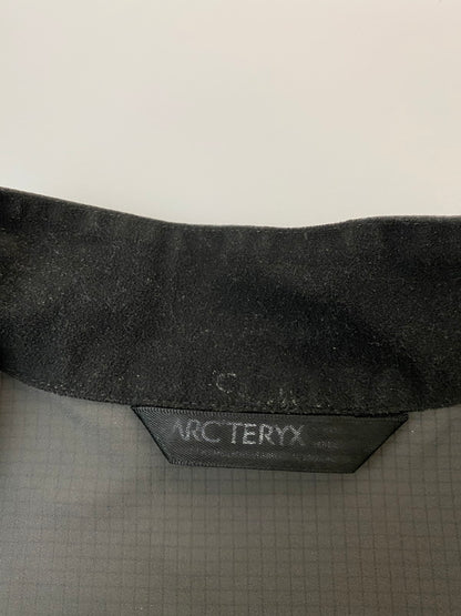 【現状渡し品】【メンズ】 ARC'TERYX アークテリクス 13646-66112 SQUAMISH JACKET スコーミッシュジャケット 144-251227-zi-06-min サイズ：不明 カラー：グレー 万代Net店