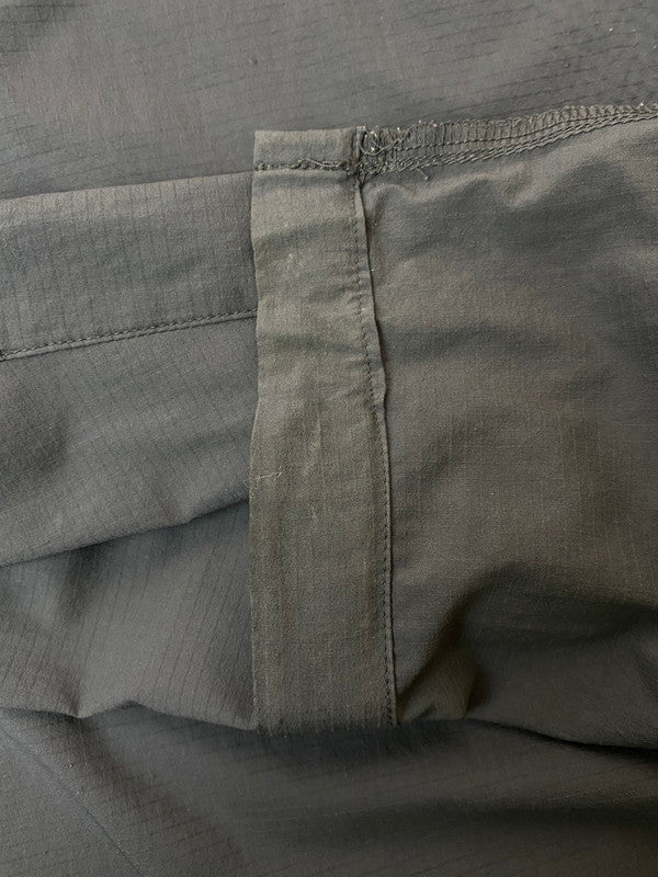 【現状渡し品】【メンズ】 ARC'TERYX アークテリクス 13646-66112 SQUAMISH JACKET スコーミッシュジャケット 144-251227-zi-06-min サイズ：不明 カラー：グレー 万代Net店