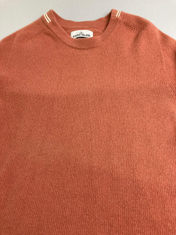【現状渡し品】【メンズ】 STONE ISLAND ストーンアイランド 7115513A3 CREW NECK KNIT クルーネックニット 141-251227-zi-35-min サイズ：L カラー：ピンク系 万代Net店