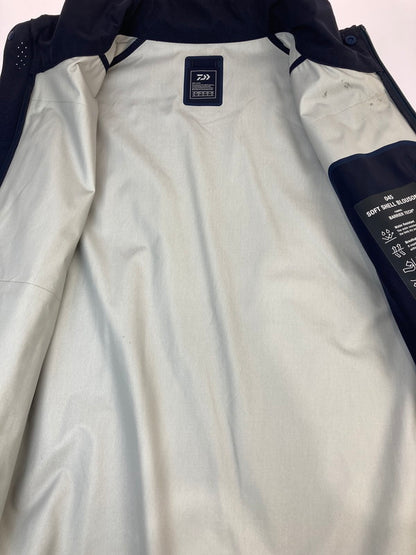 【中古品】【メンズ】 DAIWA LIFESTYLE ダイワ ライフスタイル DJ-045-2022WEX ソフトシェルブルゾン 144-251230-zi-22-min サイズ：M カラー：ネイビー 万代Net店