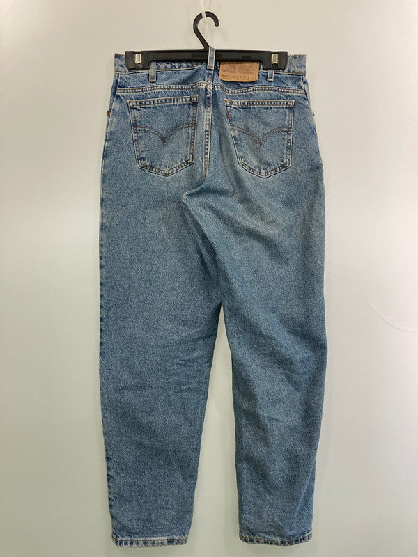 【中古品】【メンズ】 Levi's リーバイス 90's 560 LOOSE FIT TAPERED LEG DENIM PANTS 90年代 560 ルーズフィット テーパード レグ デニムパンツ ボトムス ジーンズ ボタン裏刻印918 157-260107-kk-64-min サイズ：32 カラー：ライトインディゴ 万代Net店