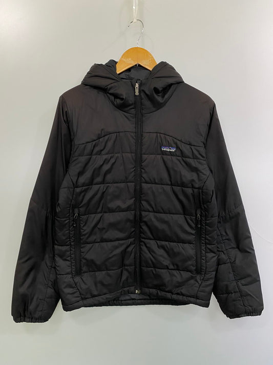 【現状渡し品】【メンズ】 patagonia パタゴニア 83974 09年製 MICRO PUFF HOODED JACKET マイクロ・パフ・フーデッド・ジャケット 144-260114-zi-19-min サイズ：XS カラー：ブラック 万代Net店