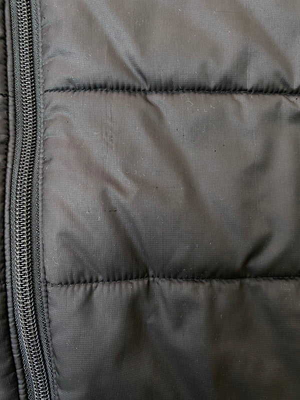 【現状渡し品】【メンズ】 patagonia パタゴニア 83974 09年製 MICRO PUFF HOODED JACKET マイクロ・パフ・フーデッド・ジャケット 144-260114-zi-19-min サイズ：XS カラー：ブラック 万代Net店
