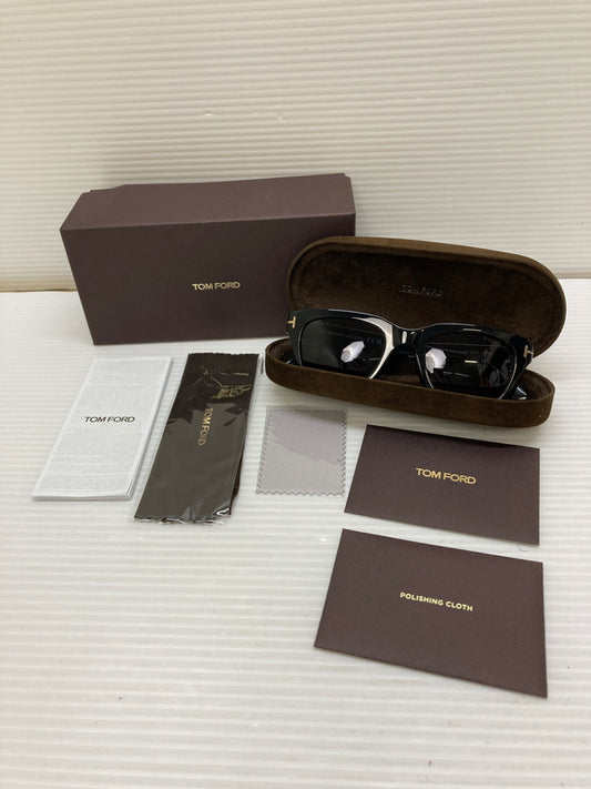 【中古品】【メンズ/レディース】 TOM FORD トムフォード SNOWDON TF237-F スノードン サングラス 51□21 -145 ファッション 小物 203-260115-em-15-min カラー：ブラック 万代Net店
