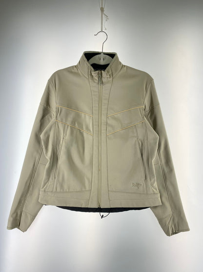 【現状渡し品】【レディース】 ARC'TERYX アークテリクス GAMMA JACKET ガンマ ジャケット 169-260321-zi-38-min サイズ：M カラー：ベージュ 万代Net店