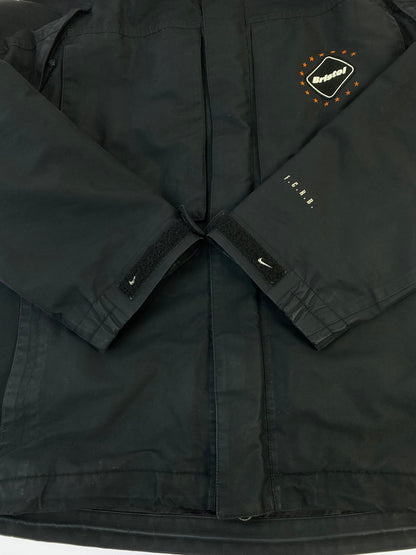 【中古品】【メンズ】 F.C.R.B. エフシーアールビー × NIKE ナイキ 別注 コラボ 00’s STORM-FIT TOUR JACKET 00年代 ストームフィット ツアージャケット ライトアウター 142-260226-kk-02-min サイズ：S カラー：ブラック 万代Net店