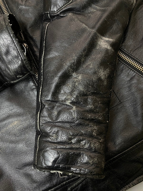 【現状渡し品】【メンズ】 Subciety サブサエティ ×NINE RULAZ LINE ナインルーラーズライン 別注 コラボ SINGLE RIDERS JACKET シングルライダースジャケット アウター レザージャケット 142-260126-SH-11-min サイズ：S カラー：ブラック 万代Net店