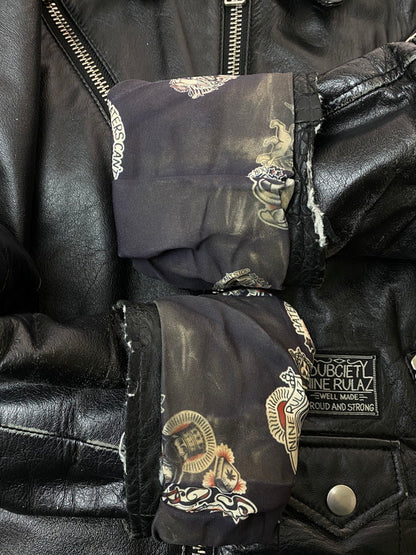 【現状渡し品】【メンズ】 Subciety サブサエティ ×NINE RULAZ LINE ナインルーラーズライン 別注 コラボ SINGLE RIDERS JACKET シングルライダースジャケット アウター レザージャケット 142-260126-SH-11-min サイズ：S カラー：ブラック 万代Net店