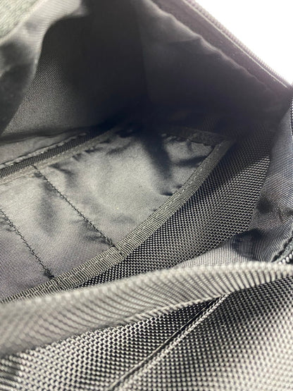 【中古品】【メンズ】 Yohji Yamamoto ヨウジヤマモト ×NEW ERA ニューエラ HH-I38-960 LIGHT PACK ライトパック リュック カバン 188-260128-AS-11-min カラー：ブラック 万代Net店