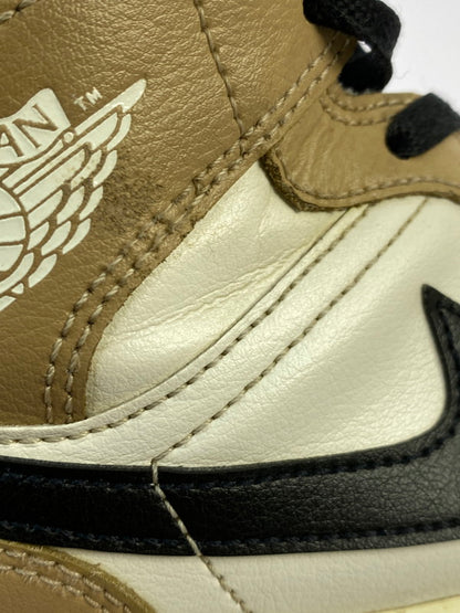 【中古品】【メンズ/レディース】 NIKE ナイキ BQ6472-103 WOMEN'S AIR JORDAN 1 MID DESERT 靴 シューズ スニーカー SNEAKERS 160-260114-zi-60-min サイズ：25cm カラー：ベージュ/ホワイト 万代Net店