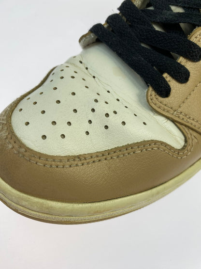 【中古品】【メンズ/レディース】 NIKE ナイキ BQ6472-103 WOMEN'S AIR JORDAN 1 MID DESERT 靴 シューズ スニーカー SNEAKERS 160-260114-zi-60-min サイズ：25cm カラー：ベージュ/ホワイト 万代Net店