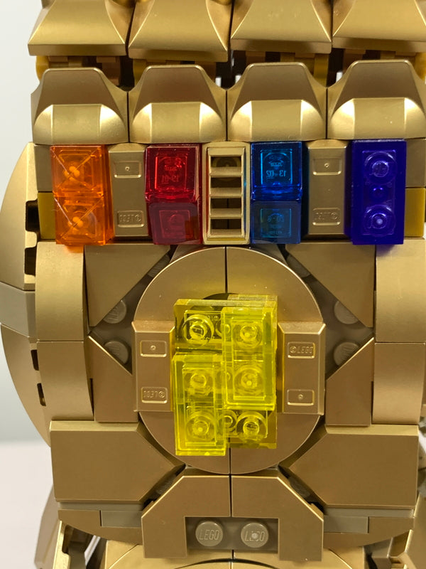 【現状渡し品】 レゴ マーベル インフィニティ コレクタブルビルディングキット サノス 右手ガントレット インフィニティストーン付き レゴ組み済み 055-260918-em-06-min 万代Net店