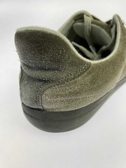 【現状渡し品】【メンズ】 GRAPHPAPER グラフペーパー × REPRODUCTION OF FOUND リプロダクションオブファウンド 別注 コラボ GERMAN MILITARY TRAINER ジャーマン ミリタリートレーナー スニーカー 靴 163-260121-kk-13-min サイズ：42 カラー：GREY 万代Net店