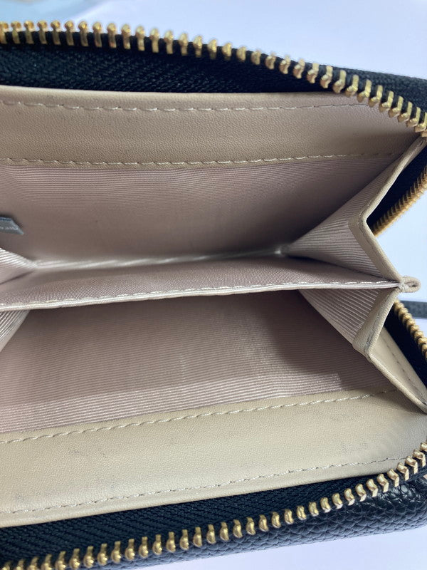 【中古品】【レディース】 JILL STUART ジル バイ ジル スチュアート LINK J MONOGRAM WALLET モノグラム ウォレット２つ折り財布 ミニ財布 レディース 200-260125-em-05-min カラー：ブラック系 万代Net店