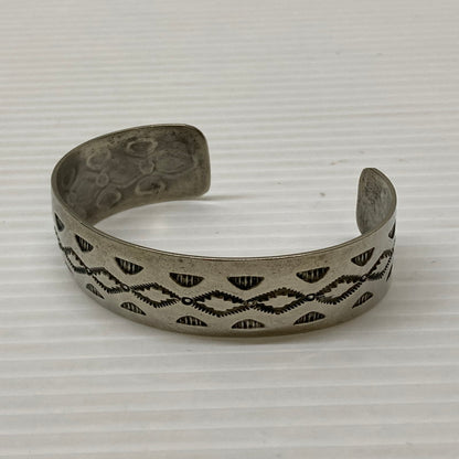 【中古品】【メンズ】 INDIAN JEWELRY SILVER BANGLE インディアン ジュエリー シルバー バングル アクセサリー 腕 191-260130-em-12-min カラー：シルバー 万代Net店