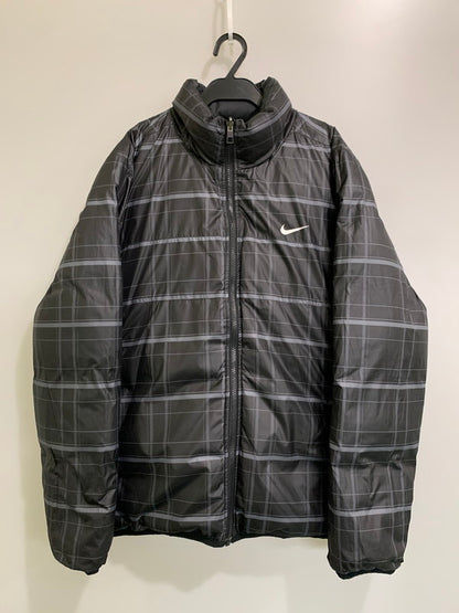【中古品】【メンズ】 NIKE ナイキ 550FILL REVERSIBLE DOWN JACKET 550フィル リバーシブル ダウンジャケット アウター 148-260404-kk-18-min サイズ：XL カラー：ブラック 万代Net店