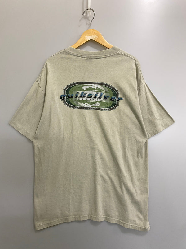 【中古品】【メンズ】 QUICK SILVER クイックシルバー S/S LOGO TEE ショートスリーブ ロゴTシャツ 半袖Tシャツ メンズ トップス 146-260720-em-30-min サイズ：Ｌ カラー：ライトグリーンベージュ 万代Net店