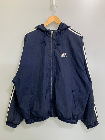 【現状渡し品】【メンズ】 adidas アディダス NYLON HOODED JACKET AHN001 ナイロン フーデッド ジャケット ライトアウター 万国旗タグ 146-260404-kk-12-min サイズ：US XL カラー：ネイビー 万代Net店