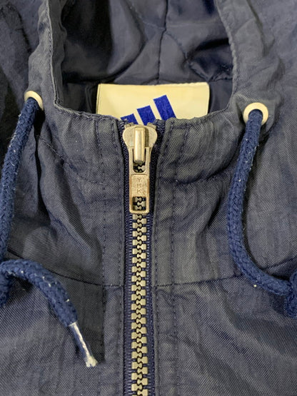 【現状渡し品】【メンズ】 adidas アディダス NYLON HOODED JACKET AHN001 ナイロン フーデッド ジャケット ライトアウター 万国旗タグ 146-260404-kk-12-min サイズ：US XL カラー：ネイビー 万代Net店