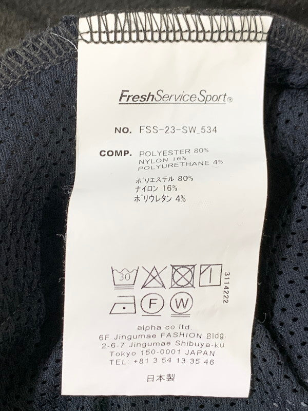 【中古品】【メンズ】 FRESHSERVICE SPORT フレッシュサービス スポーツ LOGO HOODIE FSS-23-SW-534 ロゴ フーディ プルオーバー パーカー メンズ トップス 140-260322-em-20-min サイズ：M カラー：カーキ 万代Net店