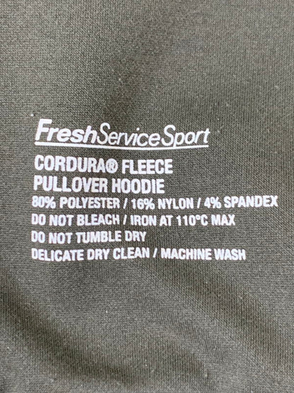 【中古品】【メンズ】 FRESHSERVICE SPORT フレッシュサービス スポーツ LOGO HOODIE FSS-23-SW-534 ロゴ フーディ プルオーバー パーカー メンズ トップス 140-260322-em-20-min サイズ：M カラー：カーキ 万代Net店