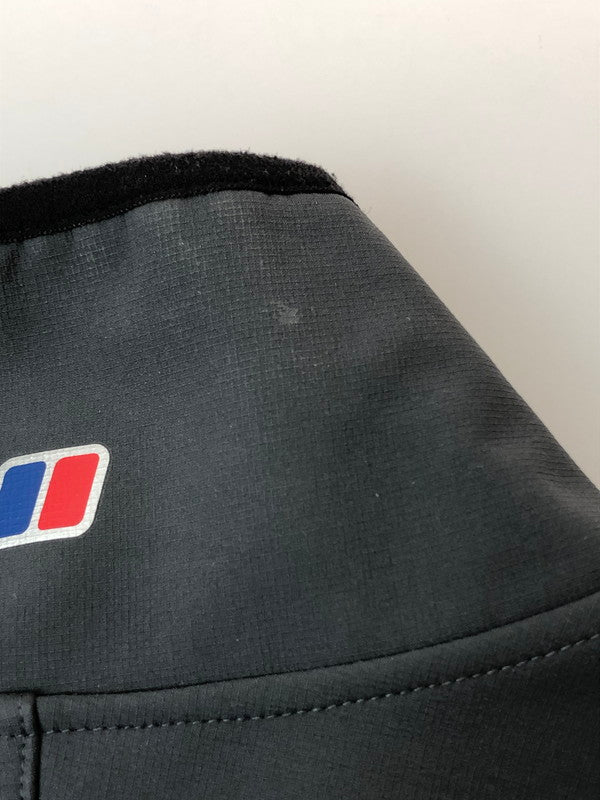 【中古品】【メンズ】 BERGHAUS バーグハウス 4-21536 CI4 GHLAS SOFTSHELL JACKET グラス ソフトシェル ジャケット 144-260426-zi-22-min サイズ：M カラー：グレー 万代Net店