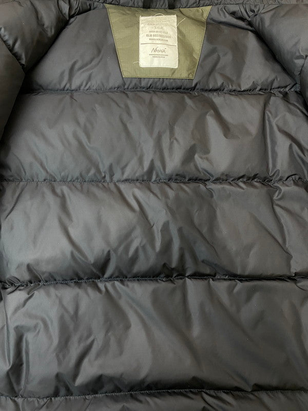 【中古品】【メンズ】 JOURNAL STANDARD relume ジャーナルスタンダード　レリューム × NANGA ナンガ 別注 コラボ AURORA DOWN JACKET 0050-30-011-2122 オーロラダウンジャケット アウター 144-260126-SH-08-min サイズ：L カラー：オリーブ 万代Net店