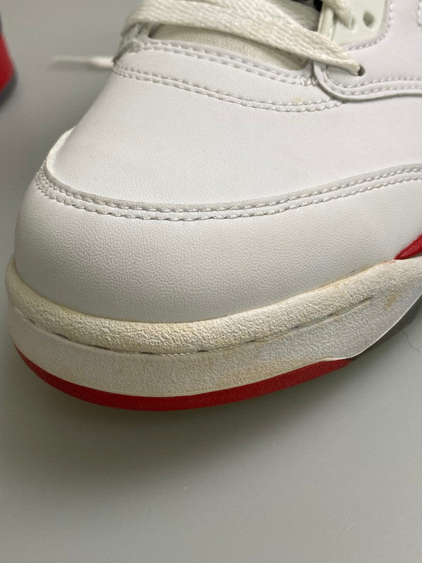 【中古品】【メンズ】 NIKE ナイキ AIR JORDAN 5 RETRO LOW 819171-101 エアジョーダン5 レトロ ロー スニーカー メンズ シューズ 靴 160-260127-em-06-min サイズ：26.0cm カラー：FIRE RED 万代Net店