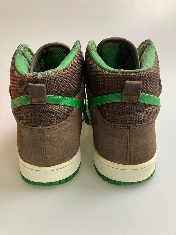 【中古品】【メンズ】 NIKE ナイキ × STUSSY ステューシー DUNK HIGH 315593-221 ダンク ハイ スニーカー メンズ シューズ 靴 160-260127-em-04-min サイズ：28.0cm カラー：BAROQUE BROWN/BAROQUE BROWN-CLASSIC GREEN 万代Net店