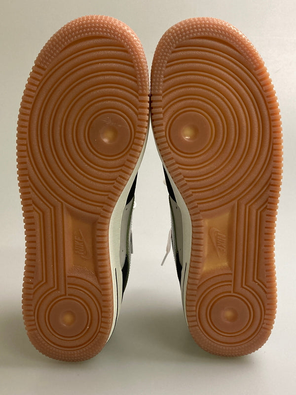 【中古品】【メンズ】 NIKE ナイキ AIR FORCE 1 LOW RETRO WHITE BLACK-GUM MED BROWN-SUMMIT WHITE HQ1967-100 エアフォース 1 ロー レトロ スニーカー メンズ 靴 シューズ 160-260130-em-03-min サイズ：26.5cm カラー：WHITE/BLACK-GUM MED BROWN 万代Net店